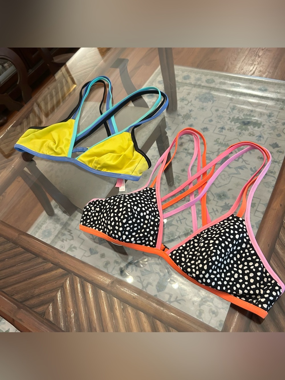 Victoria’s Secret bikini tops size L- lot of 2